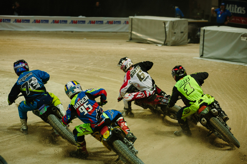 Illustration for article titled Behold The Controlled Chaos That Is Flat Track Motorcycle Racing